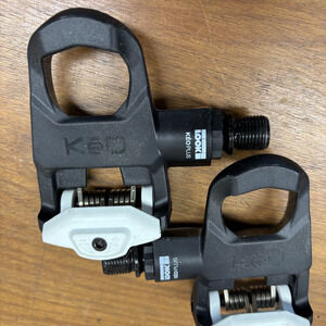 Pair of 2 Look Keo Plus Clipless Road Bike Pedals Black/White Composite 9/16"